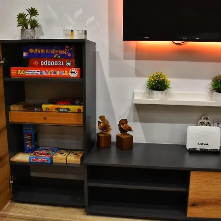 Alexander Apartman Széresz